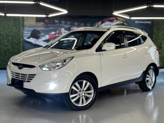HYUNDAI IX35 2.0 MPFI GLS 16V FLEX 4P AUTOMÁTICO HYUNDAI IX35 2.0 MPFI GLS 16V FLEX 4P AUTOMÁTICO